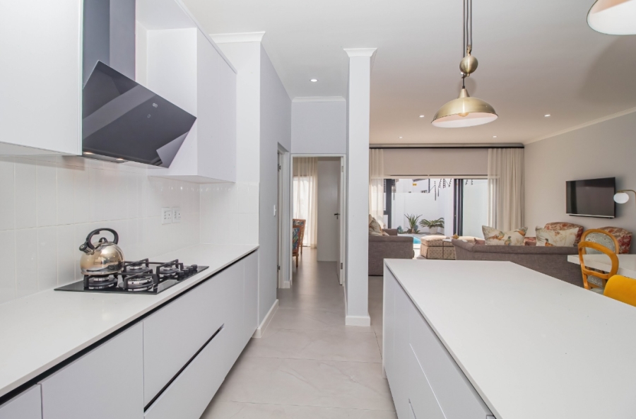 4 Bedroom Property for Sale in Sandown Western Cape